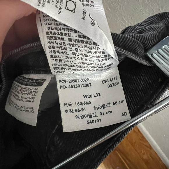 ‼️SOLD ON OTHER PLATFORM‼️501 Levi Denim Jeans - Picture 5 of 6